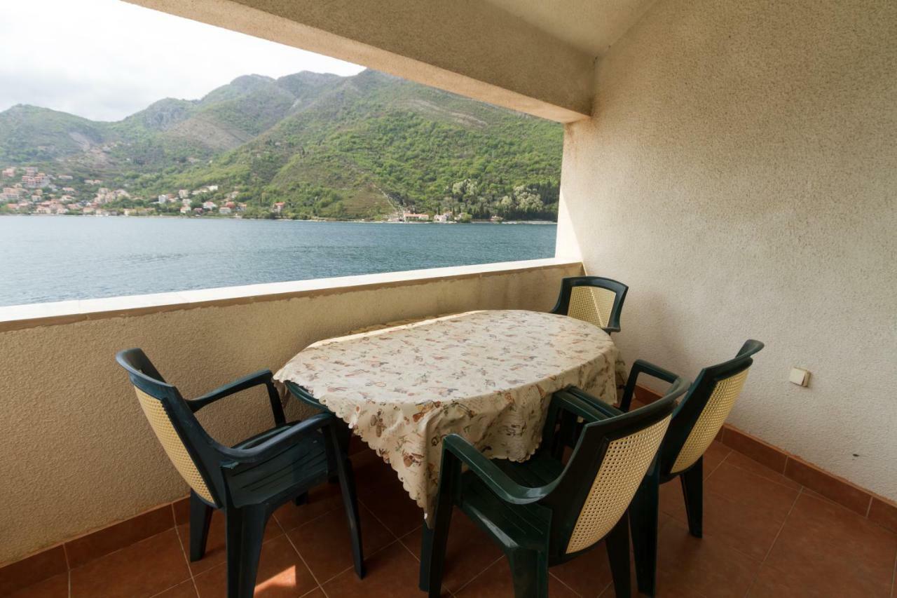 Apartmani Vesna Tivat Luaran gambar