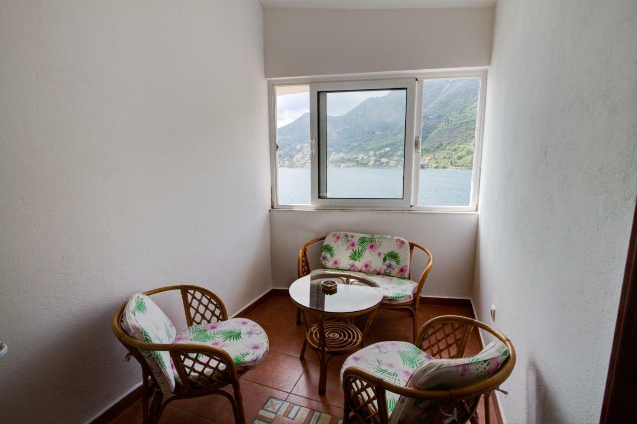 Apartmani Vesna Tivat Luaran gambar