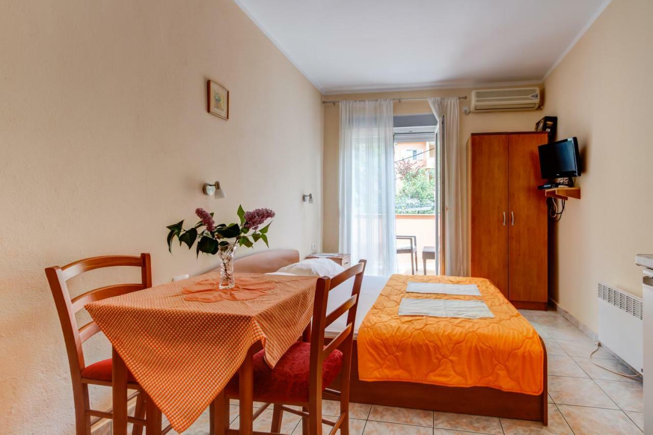 Apartmani Vesna Tivat Luaran gambar