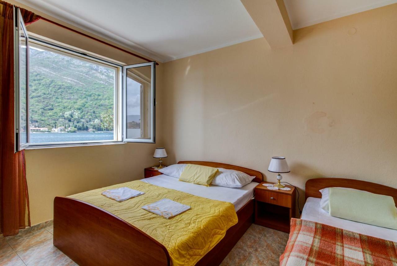 Apartmani Vesna Tivat Luaran gambar