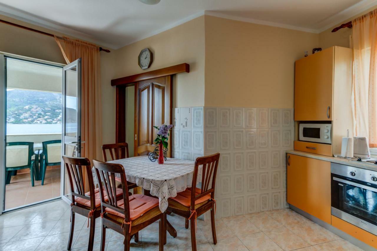 Apartmani Vesna Tivat Luaran gambar