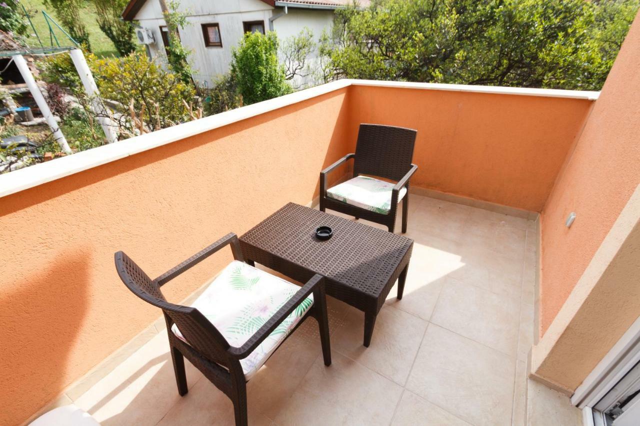 Apartmani Vesna Tivat Luaran gambar