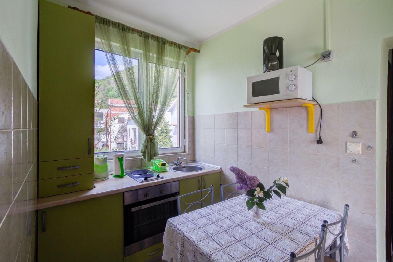 Apartmani Vesna Tivat Luaran gambar